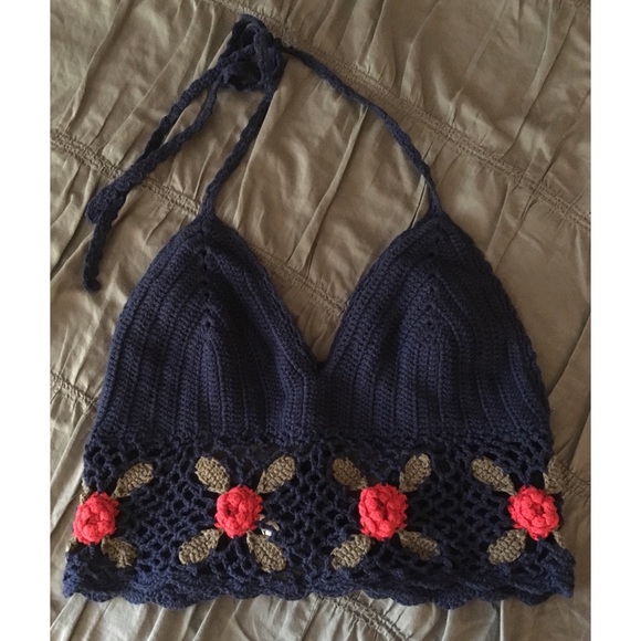 Crochet halter crop top small/medium C cup - Picture 2 of 6